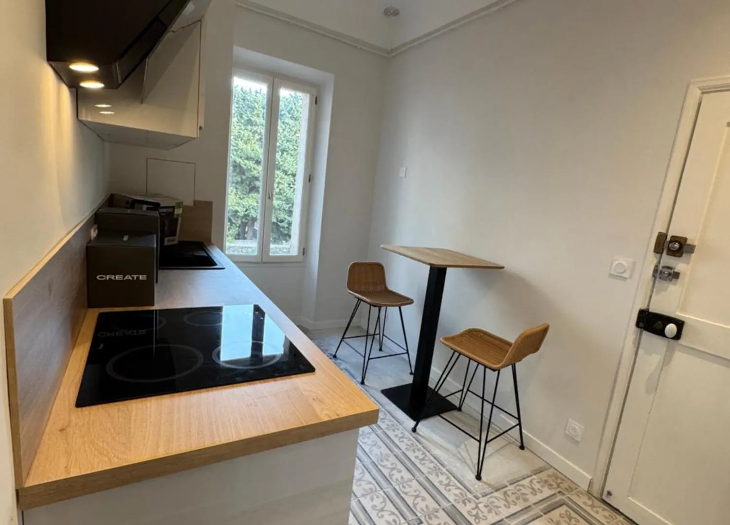 Daire #202-Heart Of Vieil Antibes - Place Nationale-High-End Newly Renovated & Furnished Appartment