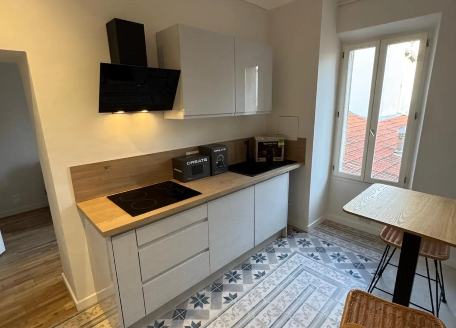 #202-Heart Of Vieil Antibes - Place Nationale-High-End Newly Renovated & Furnished Appartment location